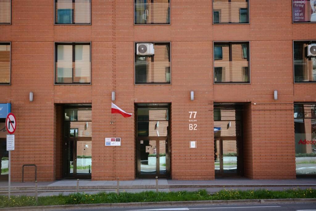 Wygodny Apartament Przy Dworcu Krakow Bagian luar foto